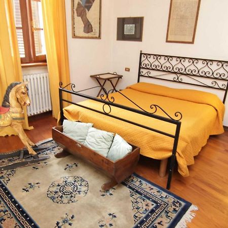 L'Arrocco Bed And Breakfast มารีนาดีคาร์รารา ภายนอก รูปภาพ
