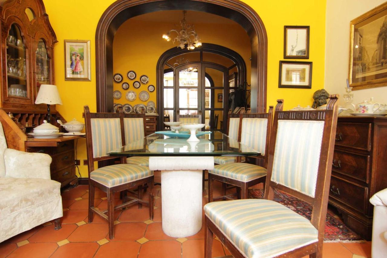 L'Arrocco Bed And Breakfast มารีนาดีคาร์รารา ภายนอก รูปภาพ