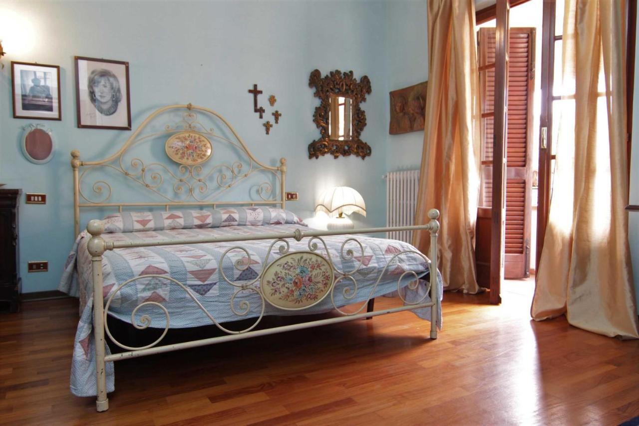 L'Arrocco Bed And Breakfast มารีนาดีคาร์รารา ภายนอก รูปภาพ