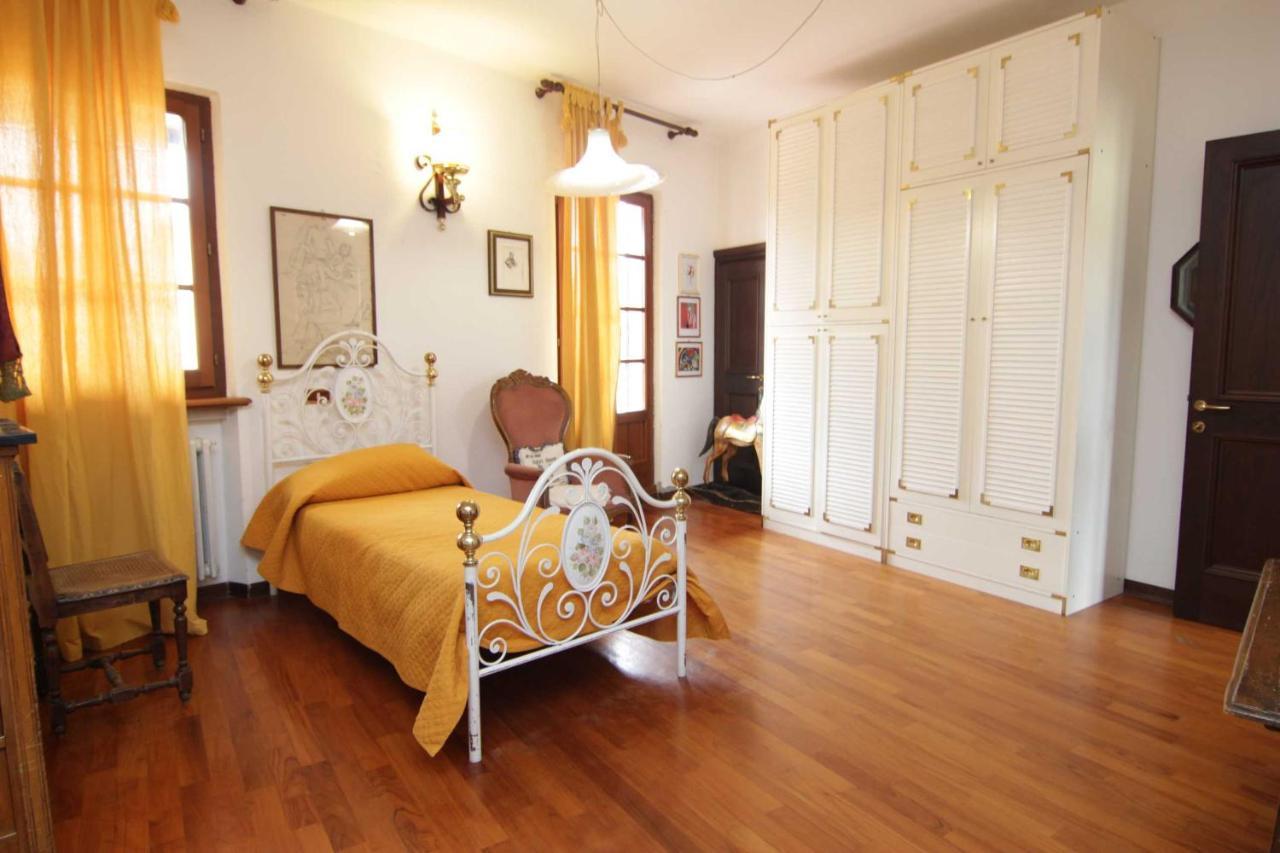 L'Arrocco Bed And Breakfast มารีนาดีคาร์รารา ภายนอก รูปภาพ